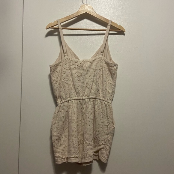 Romper - Picture 2 of 4